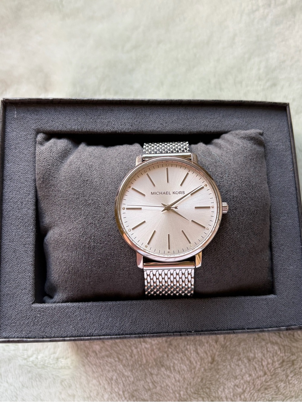 Michael Kors Women's Silver Mesh Bracelet Watch - Silver